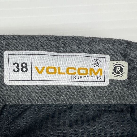 Volcom Shorts True To This Chino Men’s Size 38 Gray Flat Front - Picture 3 of 10